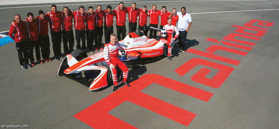 11 فريقا..
مخضرمون ومواهب عديدة