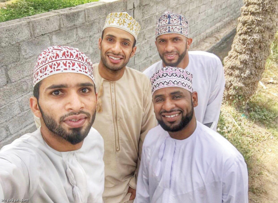 الحبسي:
الزعيم يصارع كل الجبهات