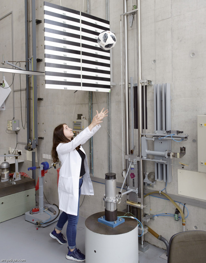 معشوقة الأساطير
تعود إلى الأخضر