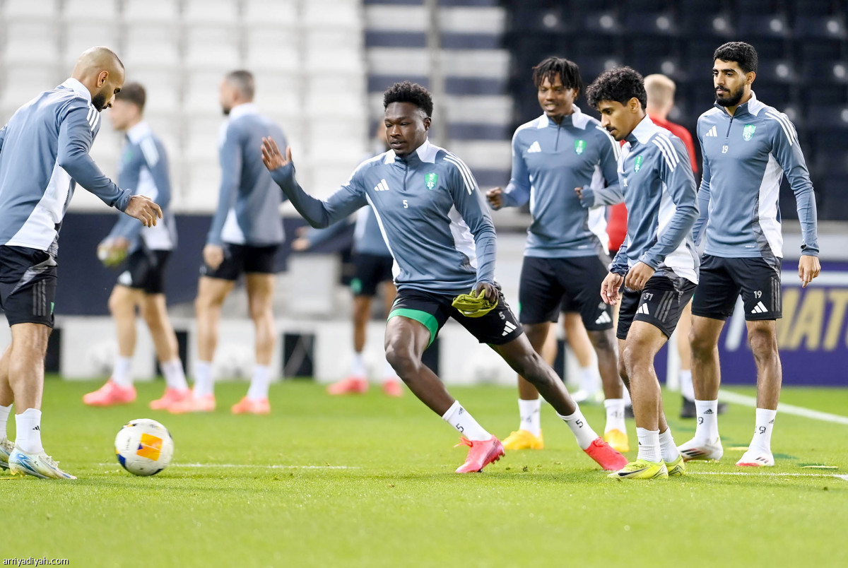 الأهلي.. تدريب ترفيهي