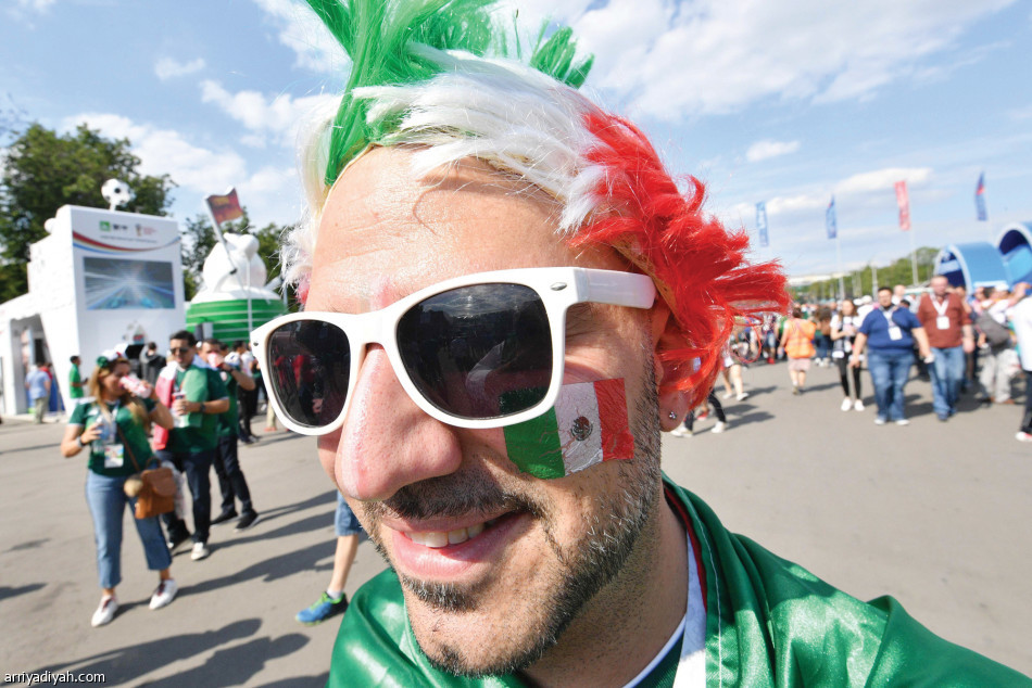 المزيفة والنمطية 
أدوات فكاهية مكسيكية