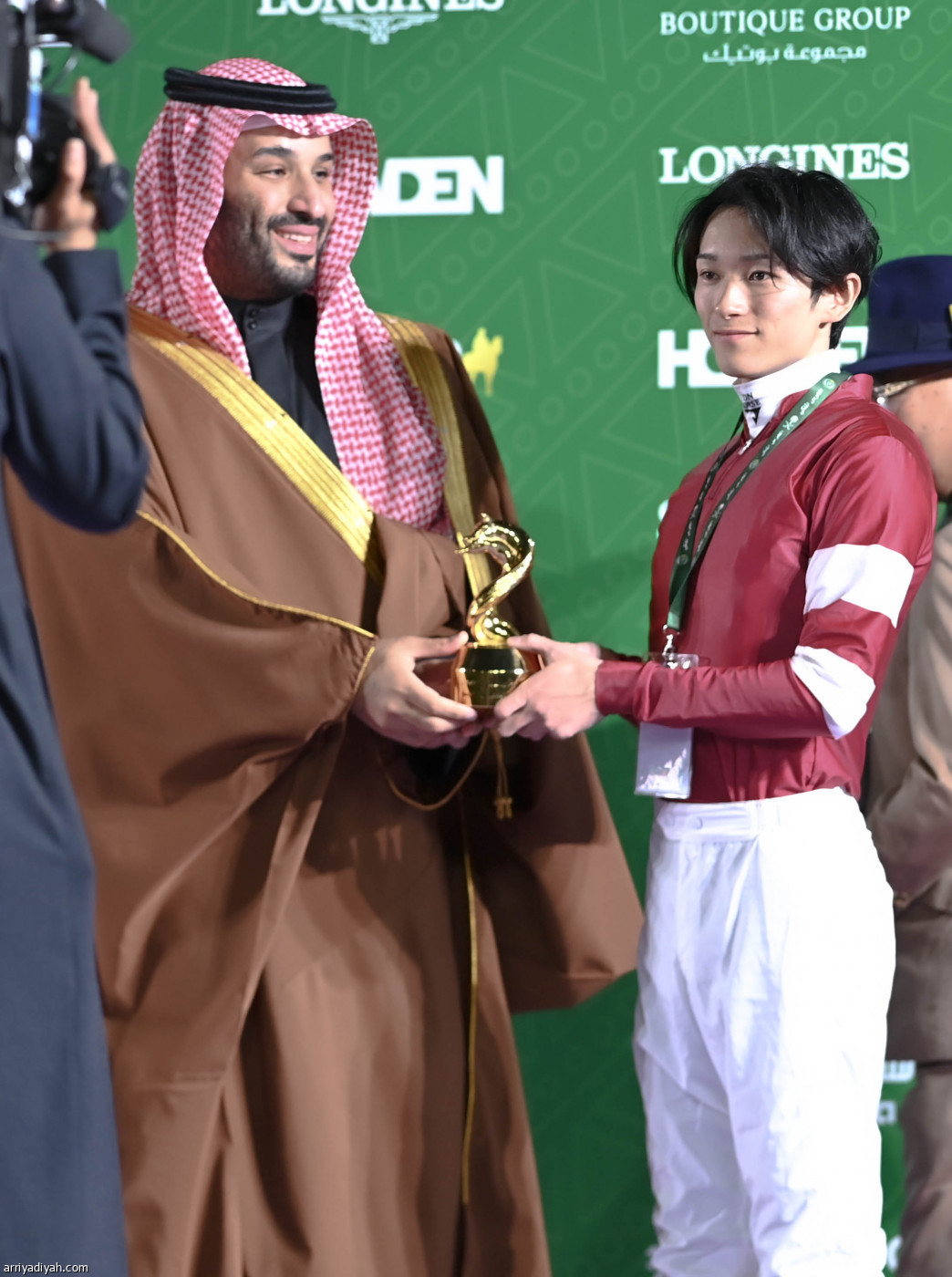 ولي العهد يشرّف السباق الكبير