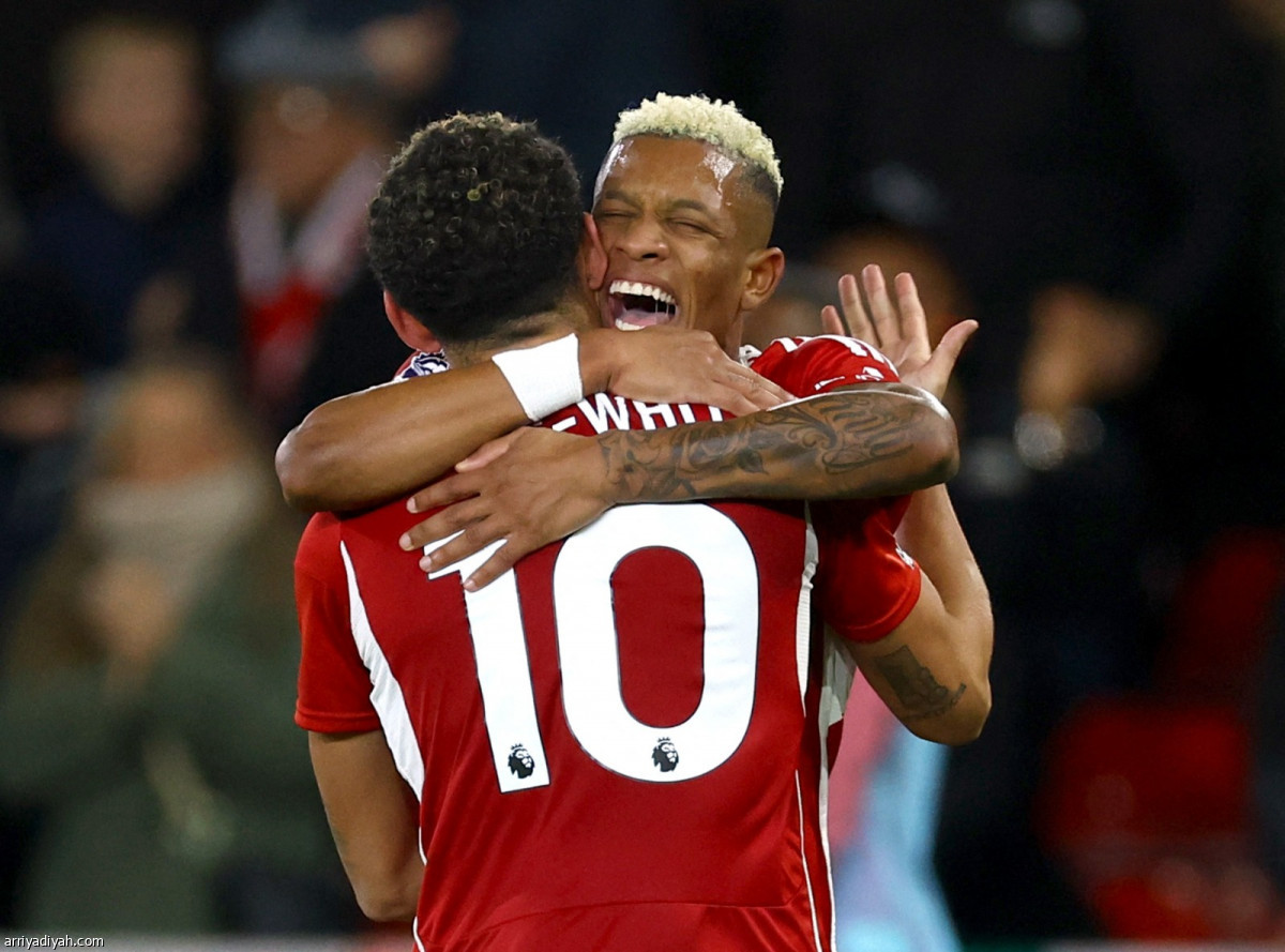 اليونايتد.. سقوط جديد