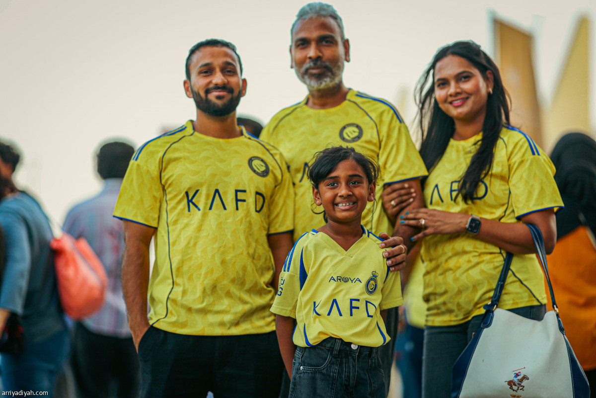 كثافة جماهيرية