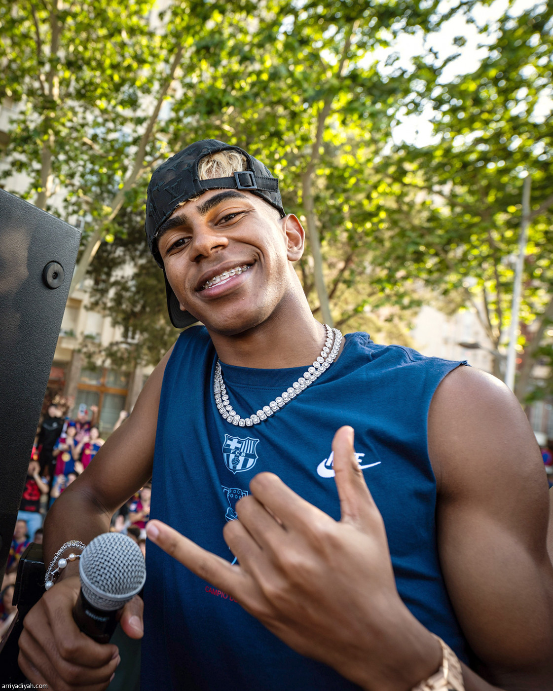 برشلونة يحتفل