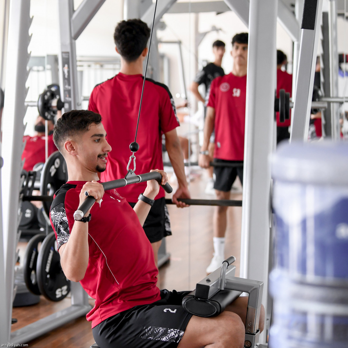 الشباب.. تقوية ولياقة