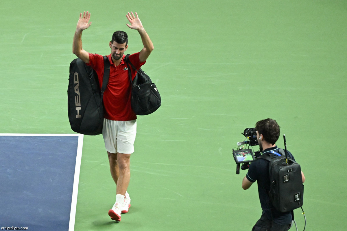 فاشرو إلى النهائي