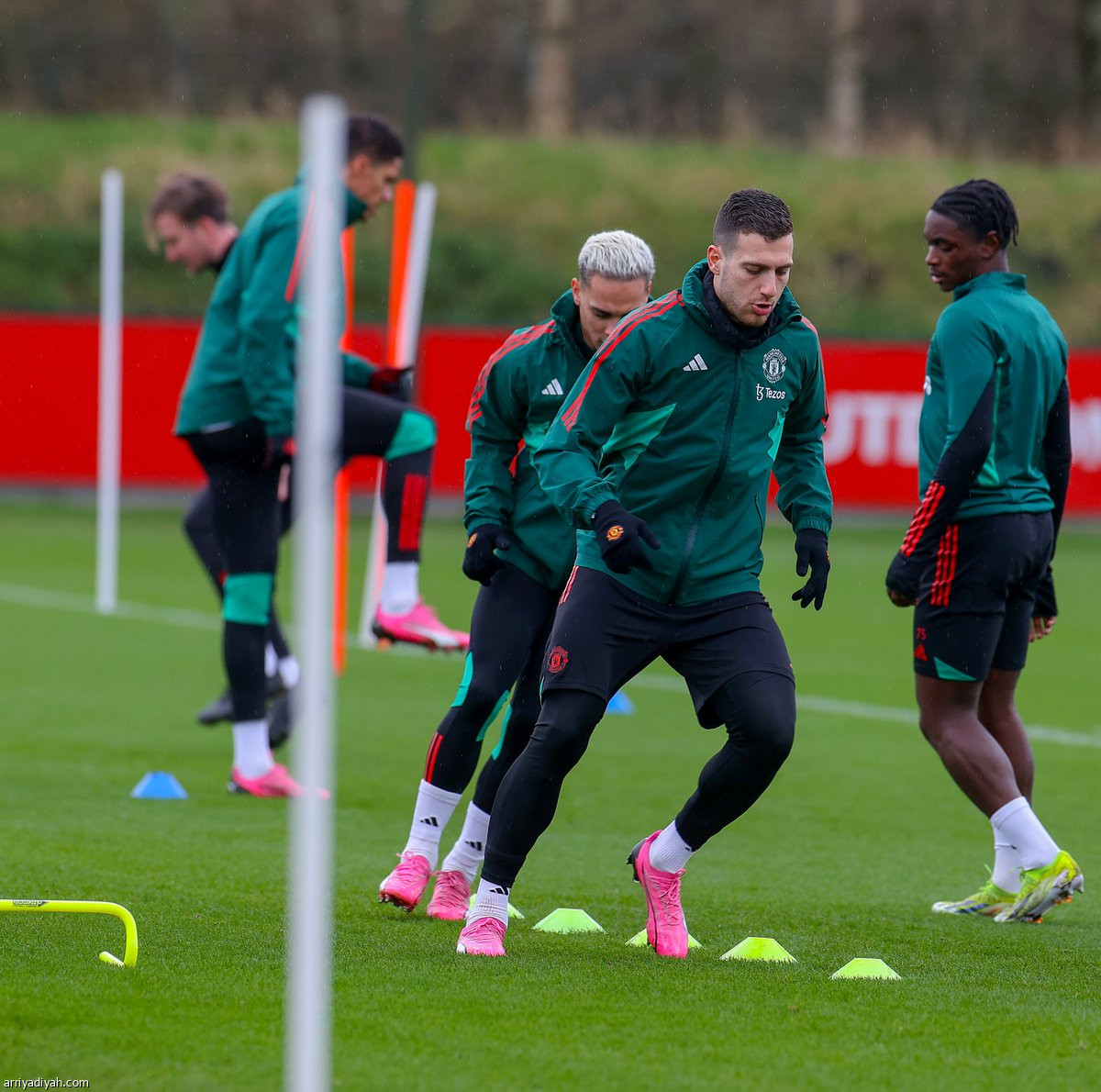 مانشستر ينهي الإعداد