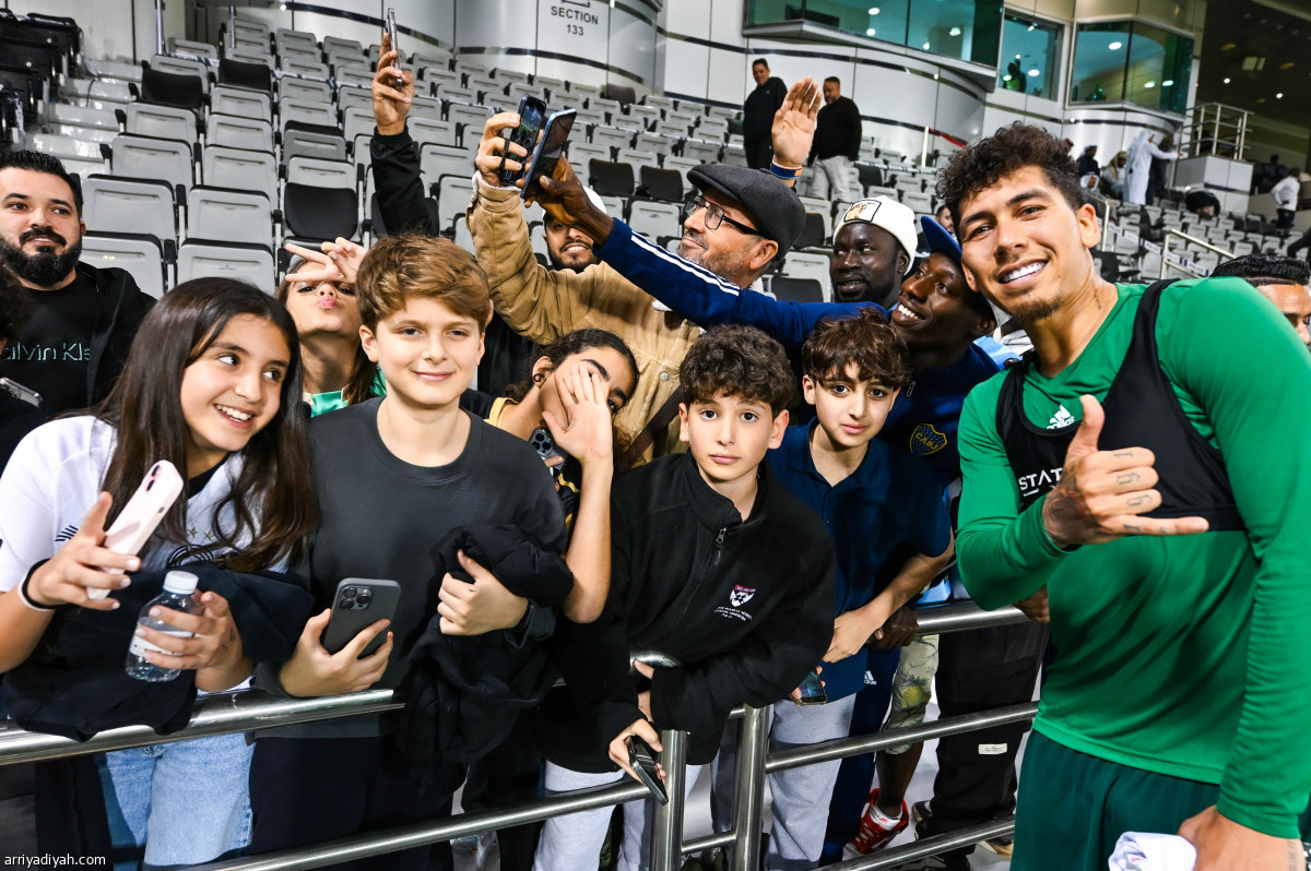 فرحة في السد