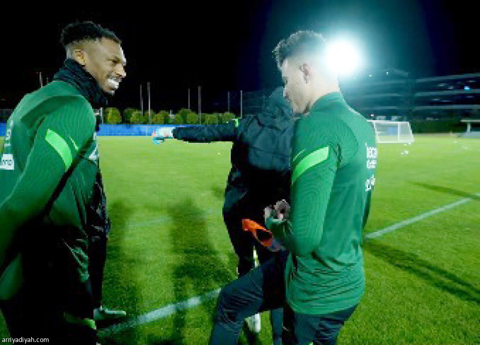 منصات الأخضر والساموراي..
تحفيز.. ذكريات.. وحماس